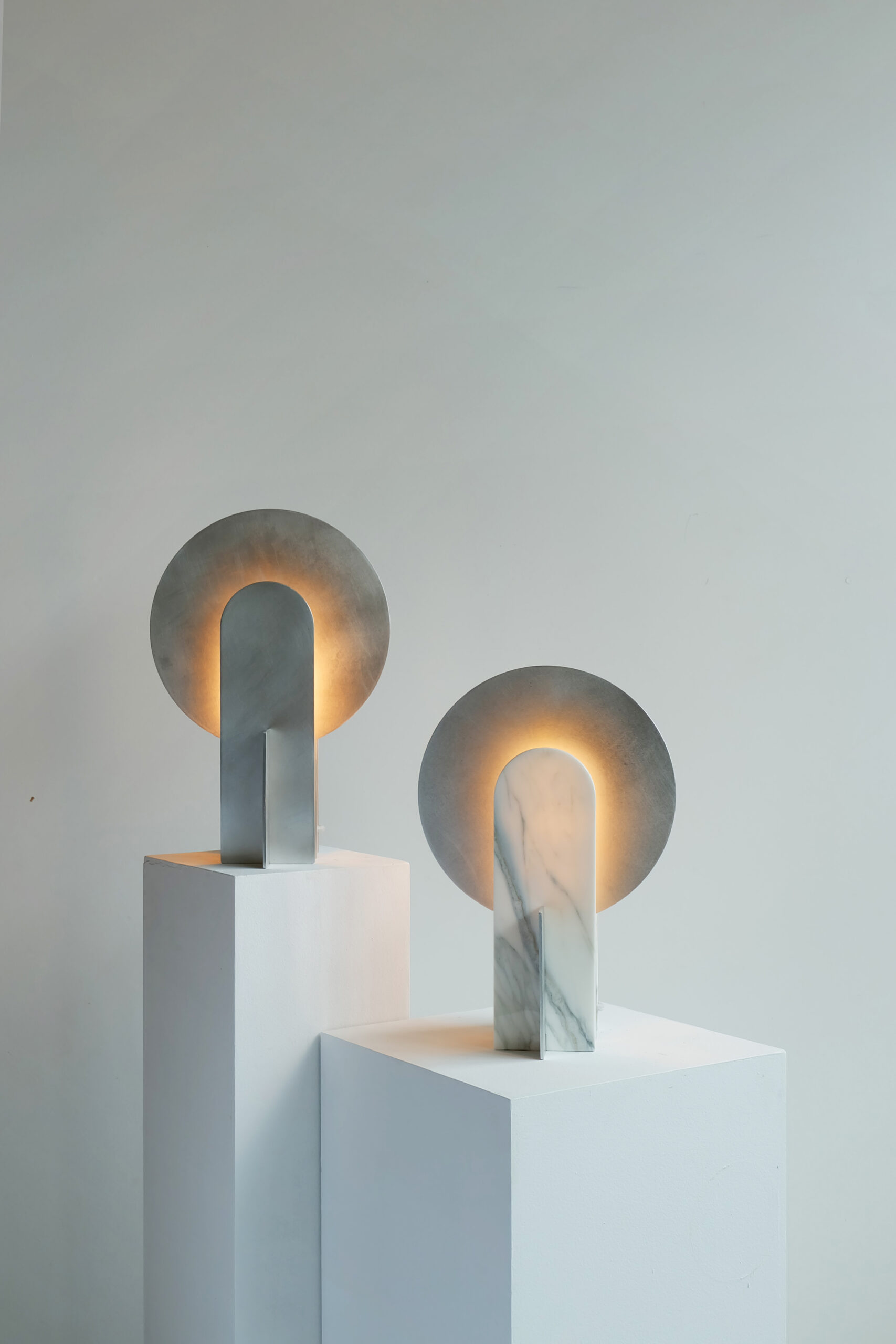 Aurora – Large Eclipse Table Lamp by Hasik Design Studio